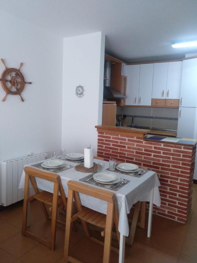 Apartamento Ajo Bagian luar foto